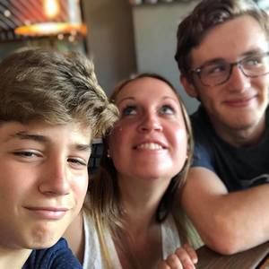 Meet your Posher, Amy